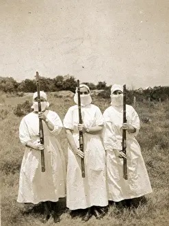 Healthcare Prints: Ethel Newland and fellow nurses, c1918. Creator: Unknown
