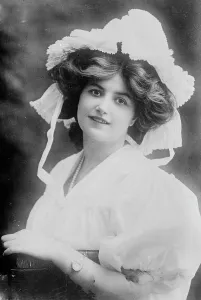 Ridiculous Prints: Ethel Oliver, between c1910 and c1915. Creator: Bain News Service