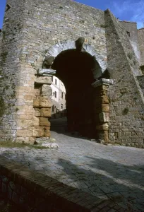 Pisa Prints: The Etruscan Arch in Volterra, 4th century BC