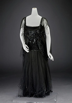 Beads Prints: Evening Dress, about 1921. Creator: Girolamo Giuseffi