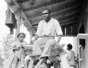 Sharecropper Prints: Evicted Arkansas sharecropper, now building his new home at Hill House