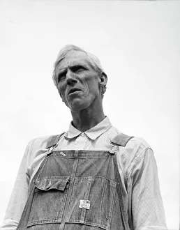 Sharecropper Prints: An evicted Arkansas sharecropper now settled at Hill House