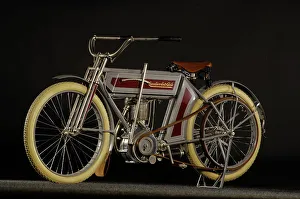 Motorcycle Racer Prints: Excelsior single 1912. Artist: Simon Clay