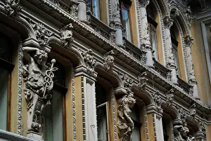 Hotel Prints: Facade and statues, 'The Passage'