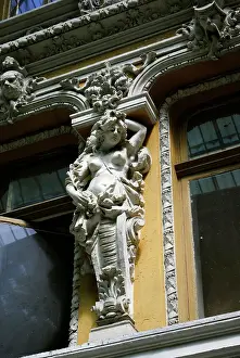 Hotel Prints: Facade and statues, 'The Passage'