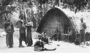 Central Africa Prints: Famille Bateke; L'Ouest Africain, 1914. Creator: Unknown