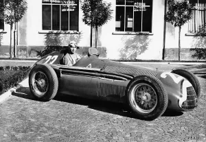 Success Prints: Fangio in Alfa Romeo, prior to the San Remo Grand Prix, Italy, 1950