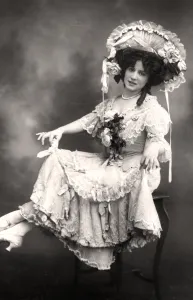 Fanny Dango (1878-1972), singer and dancer, early 20th century Fanny Dango (1878-1972), singer and dancer, early 20th century
