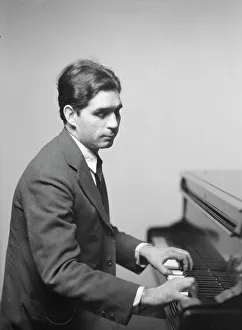 Farley, Roland, Mr. portrait photograph, 1926 Jan. 25. Creator: Arnold Genthe
