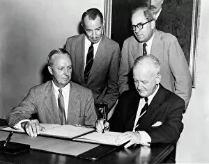 Signing Gallery: Federal Republic of Germany joining the International Monetary Fund (IMF), 1952
