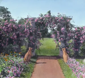 The Fens, Lorenzo Easton Woodhouse house, Huntting Lane, East Hampton, New York, 1914. Creator: Frances Benjamin Johnston. The Fens, Lorenzo Easton Woodhouse house, Huntting Lane, East Hampton, New York, 1914