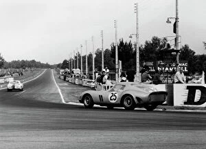 Racing Gallery: Ferrari 250 GTO of Dumay- Dernier 1963 Le Mans 24 hour race, finished 4th.. Creator: Unknown