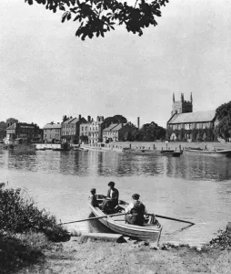 Photogravure Prints: Ferry across the Thames to the London Apprentice inn