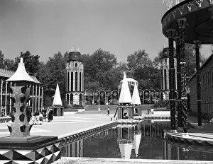 Day Out Prints: Festival of Britain, Battersea, London, c1951. Creator: Arthur Charles Kirby Ware
