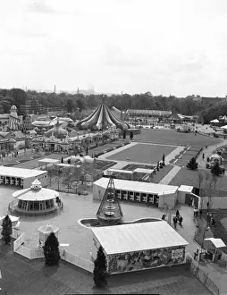 Day Out Prints: Festival of Britain, Battersea, London, c1951. Creator: Arthur Charles Kirby Ware