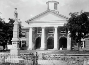 Court House Prints: Feud - Scenes in Virginia Mountain Town at Trial After Feud