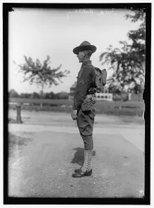 Puttee Prints: Field Artillery, between 1910 and 1917