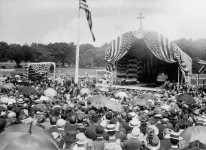 Us Flag Prints: Field Mass, Wash. 5/17/14, 1914. Creator: Bain News Service