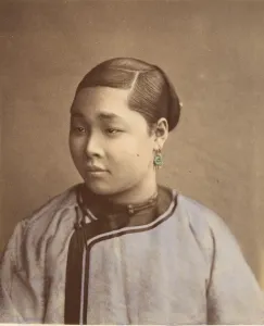 Fille de Shanghai, 1870s. Creator: Baron Raimund von Stillfried