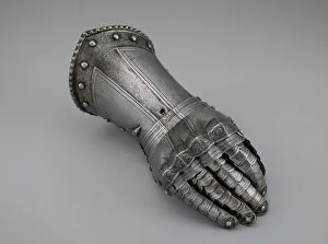 Fingered Gauntlet for the Right Hand, Augsburg, c. 1550 / 60. Creator: Unknown