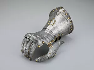 Fingered Gauntlet for the Right Hand, Nuremberg, c. 1600/20. Creator: Unknown