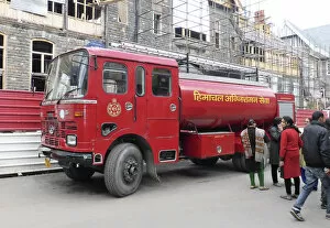 Northern Gallery: Fire Engine Shimla Himachal Pradesh, India. Creator: Unknown