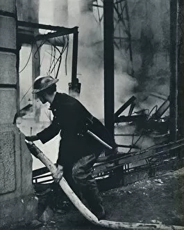 Hm Stationery Office Gallery: Fireman, 1941. Artist: Cecil Beaton