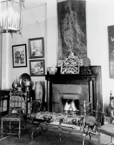 Chimneypiece Prints: Fireplace, furniture, and works of art in Frances Benjamin Johnston's