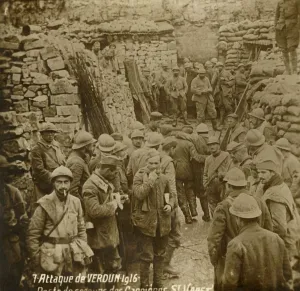 Verdun Prints: First aid post in quarry, Saint-Vst, attack of Verdun, northern France, 1916