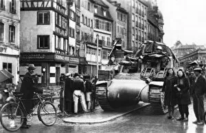 Relieved Gallery: The first Allied tanks arrive in Strasbourg, Alsace, November 1944