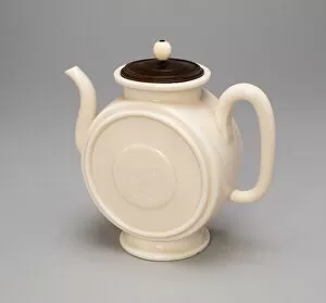 Dehua Ware Blanc De Chine Collection: Flattened Teapot (Bianhu), Qing dynasty (1644-1911), mid-17th century. Creator: Unknown