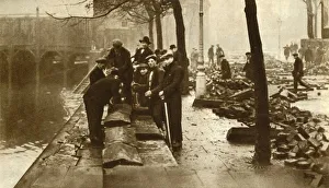 Bad Weather Gallery: Flooding in London, 1928, (1935). Creator: Unknown