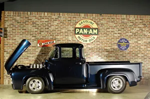 Ford f 100 custom truck 1956. Artist: Simon Clay