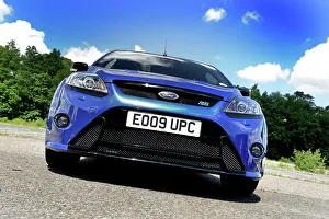 Ford Focus RS 2009. Artist: Simon Clay