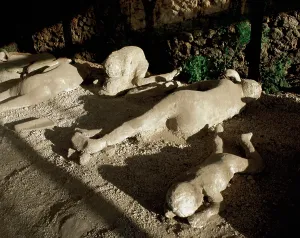 Volcanic Prints: Fossilised corpses found in the Garden of the Fugitives