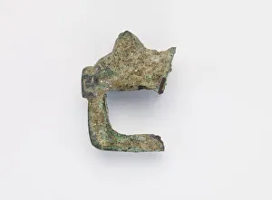 Fragment of a ritual vessel handle in the form of an animal head, Zhou dynasty, ca Fragment of a ritual vessel handle in the form of an animal head, Zhou dynasty, ca