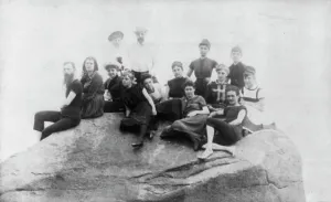 Frances Benjamin Johnston and family in bathing suits, n.d.. Creator: Frances Benjamin Johnston