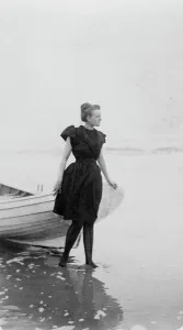 Photojournalism Prints: Frances Benjamin Johnston, full-length portrait