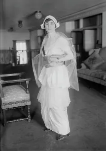 Tulle Prints: Frances G. Vaughan, between c1910 and c1915. Creator: Bain News Service