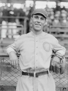 Sportswear Prints: Fred Snodgrass, Boston NL (baseball), 1916. Creator: Bain News Service