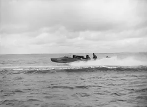 The French 400 hp hydroplane Despujols I, 1913. Creator: Kirk & Sons of Cowes