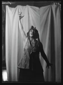 Frijsh, Povla, Miss, portrait photograph, 1917 Apr. 7. Creator: Arnold Genthe