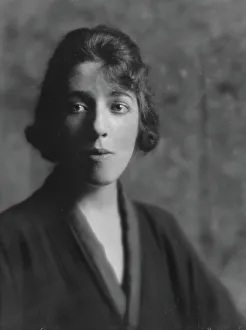 Fullen, D. Miss, portrait photograph, 1916. Creator: Arnold Genthe