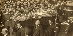 Funeral Prints: Funeral of Marie Lloyd, Hampstead, London, 12 October 1922, (1933). Creator: Unknown