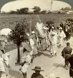 Kinki Prints: Funeral procession of a rich Buddhist