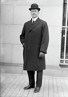 F.W. Taylor, Secretary To Macveagh, 1913. Creator: Harris & Ewing. F.W. Taylor, Secretary To Macveagh, 1913. Creator: Harris & Ewing