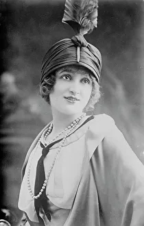 Gaby Deslys, between c1910 and c1915. Creators: Bain News Service, Gaby Deslys