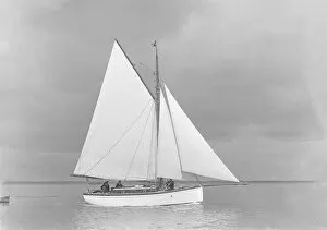 The gaff rig sailboat Bunty, 1921. Creators: Bedford Lemere and Company, Kirk