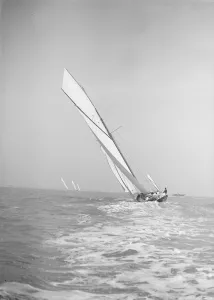 The gaff rigged cutter Bloodhound sailing close-hauled, leaves wake, 1911. Creator The gaff rigged cutter Bloodhound sailing close-hauled, leaves wake, 1911. Creator