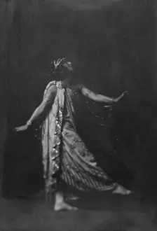 Arabian Prints: Galli, Rosina, 1915 Nov. 14. Creator: Arnold Genthe